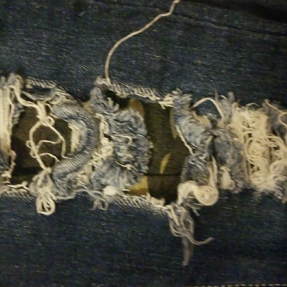 Red Rivet Distressed Jeans - Picture 5 of 5